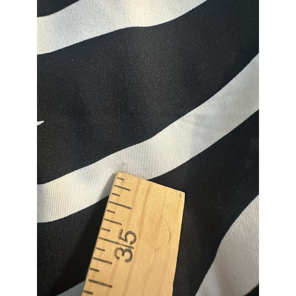 Tail Activewear Black & White Zebra Darby 18” Skort Size XL Golf Pickleball - Picture 6 of 9